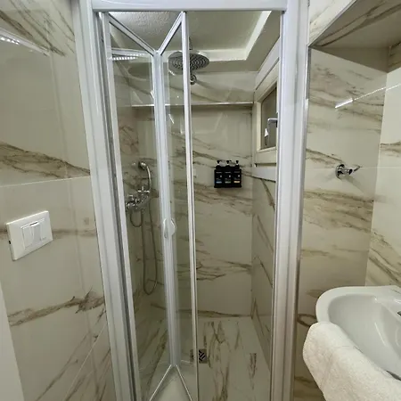 Daire Matilde's Lagoon Side Venedik