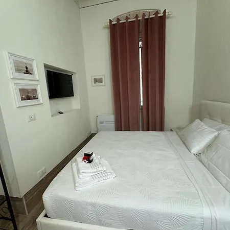 Matilde's Lagoon Side