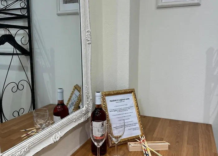 Matilde's Lagoon Side アパート *