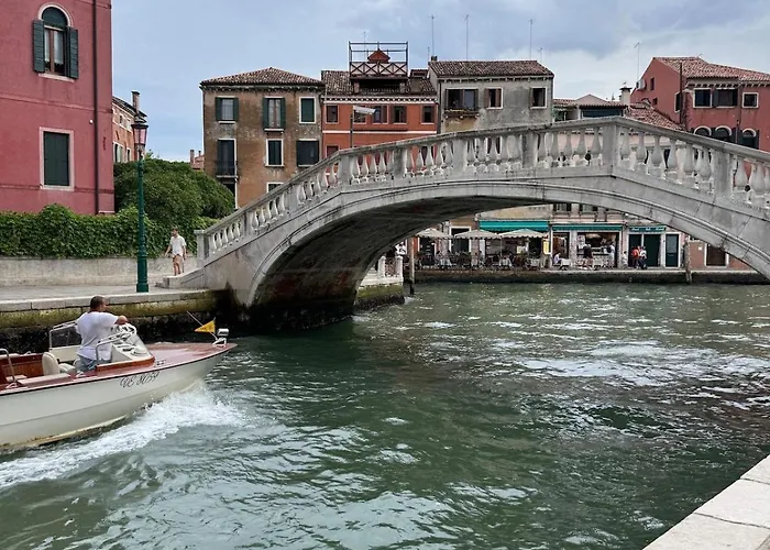 Lägenhet Matilde's Lagoon Side *